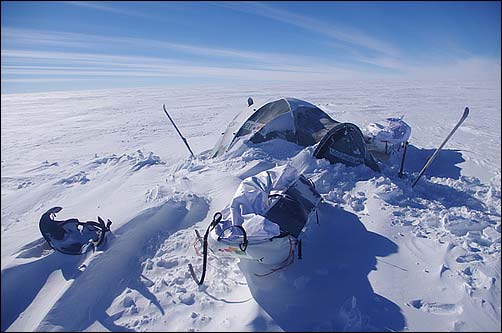 ICE-expeditie van Dixie Dansercoer en Sam Deltour