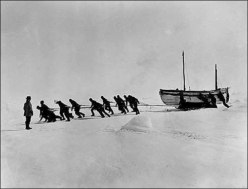 De zware overlevingstocht van Ernest Shackleton en zijn expeditie na het zinken van de Endurance