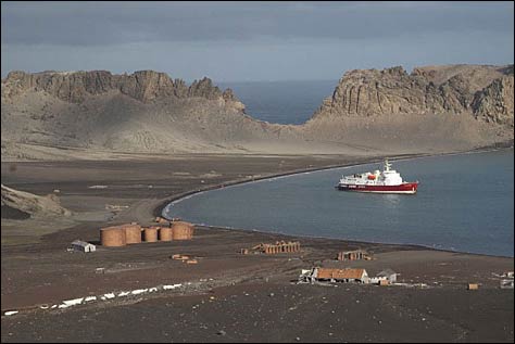 Whalers Bay